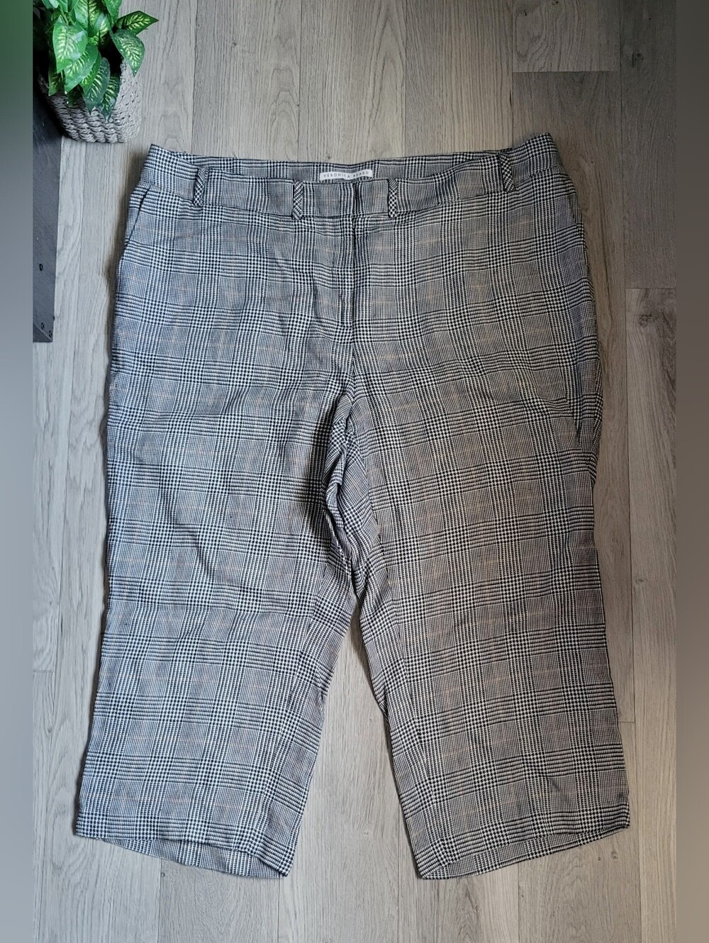 Veronica Beard Gemini Linen Blend Houndstooth Plaid Crop Pant in Navy Multi, 26 - Picture 2 of 16